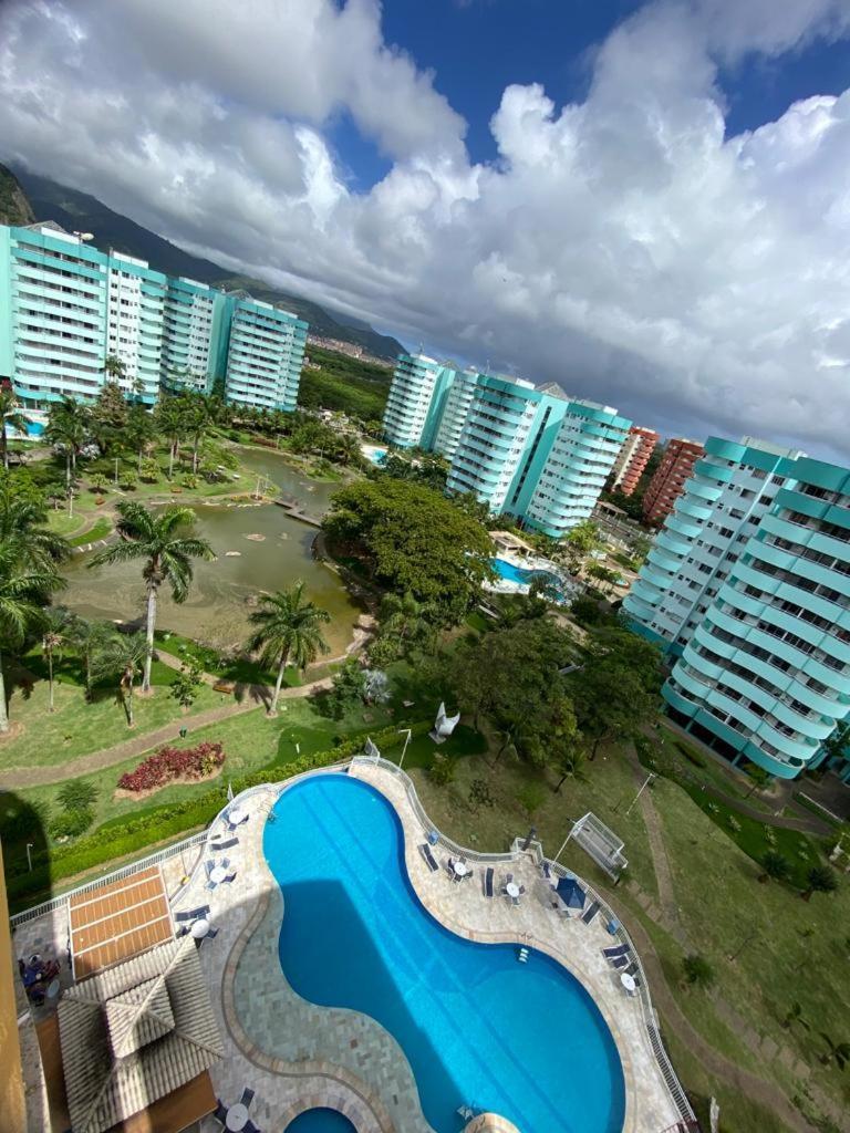Mountain, Lake And Pool View Apartment Rio de Janeiro Ruang foto